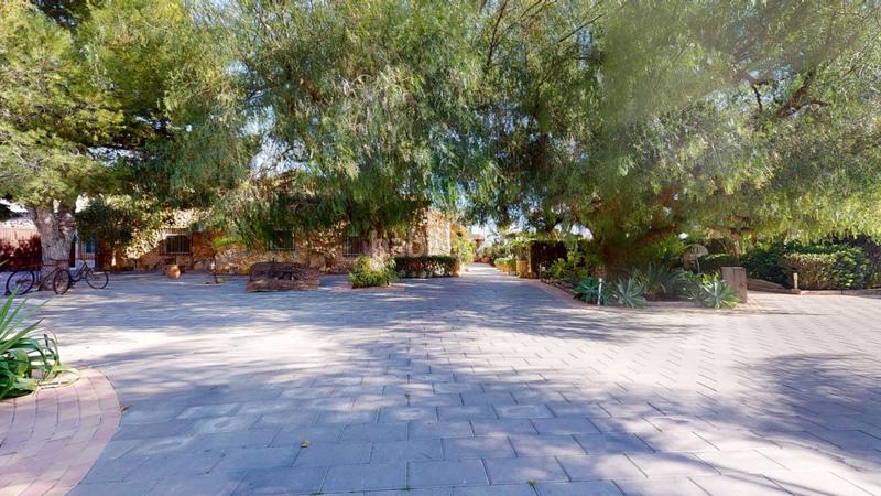 Foto 7c9820f7-4a3f-4198-aec8-af115f89eeaf. Xalet amb piscina a Alzabares Elche / Elx