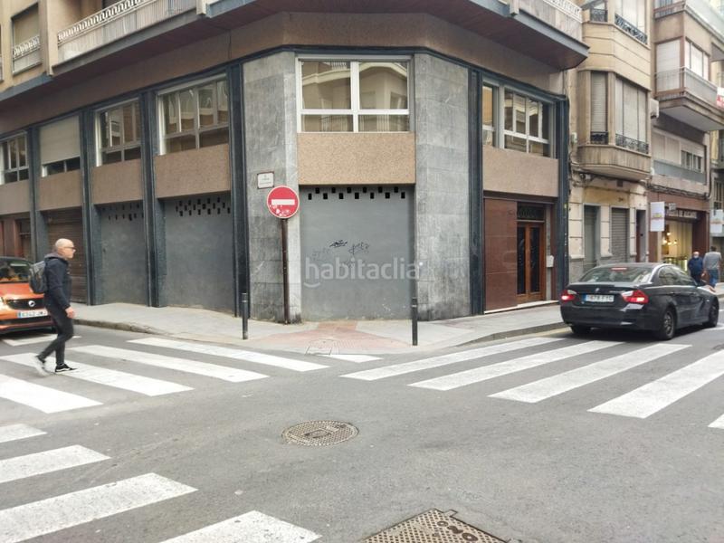 Foto 3412e8c1-bfe2-4f1e-af2f-f7a2e8521a91. Rent business premise in Centro Elche / Elx