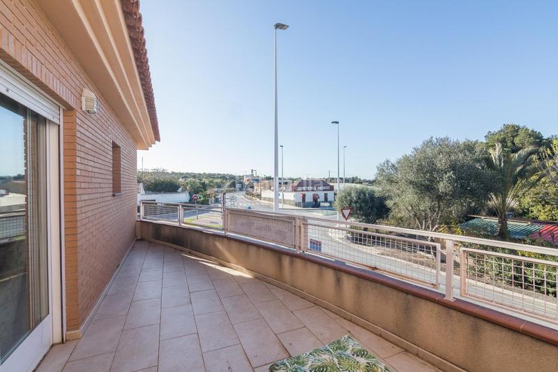 Foto 8f6d8e43-64dd-4f90-be64-bec6e219d048. Chalet con riscaldamento parcheggio in La Marina Elche / Elx