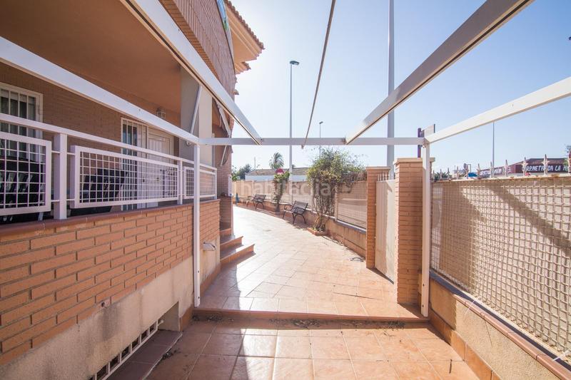 Foto edaff590-6351-4356-8769-875bc18b9f96. Chalet con riscaldamento parcheggio in La Marina Elche / Elx