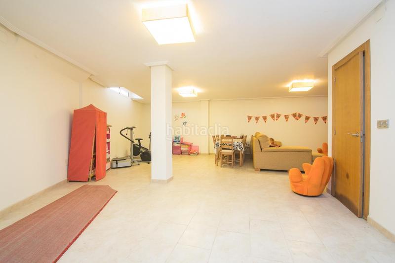 Foto f893c655-99c2-4b8a-955a-bf6235ebc6ed. Chalet con riscaldamento parcheggio in La Marina Elche / Elx