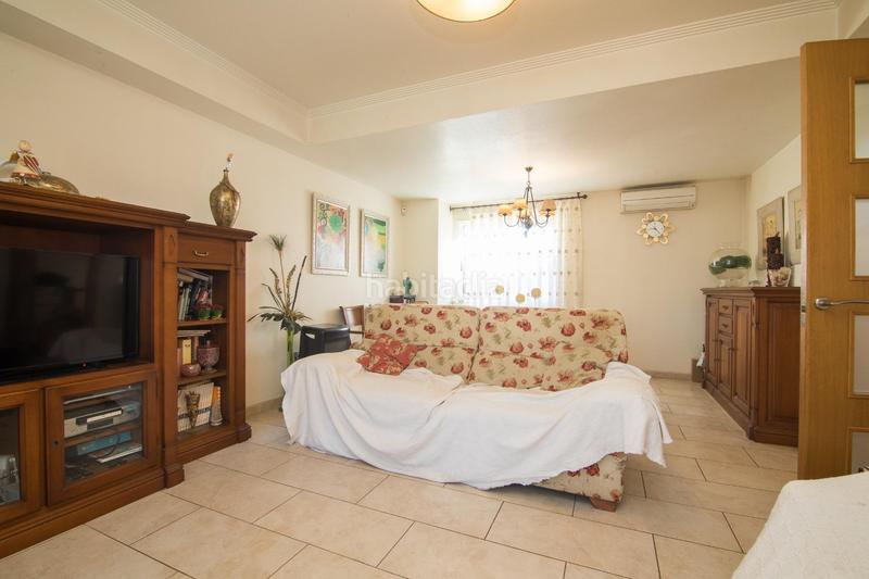 Foto f9e98813-7a32-409d-b561-bd8f2b7bef87. Chalet con riscaldamento parcheggio in La Marina Elche / Elx