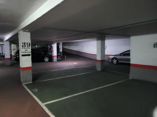 Aparcament cotxe  Dr sapena. Faltan plazas de aparcamiento pero tengo la solucion! venta de p