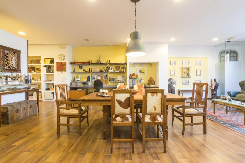 Foto e75da848-6f34-4408-9bca-ba177c95a354. Local commercial dans Centro Elche / Elx