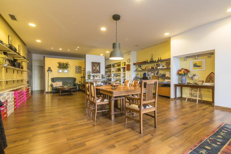 Foto e85e934e-4179-4c58-bae3-1905608d038a. Local commercial dans Centro Elche / Elx