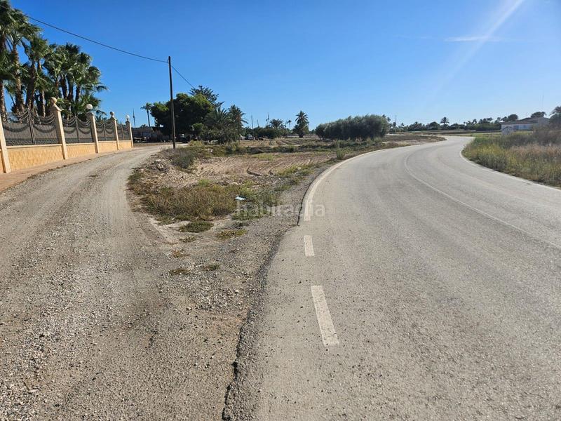 Foto aeff2723-88a2-4a1c-8191-e6b070bf3132. Terreny residencial a Algorós - El Derramador Elche / Elx