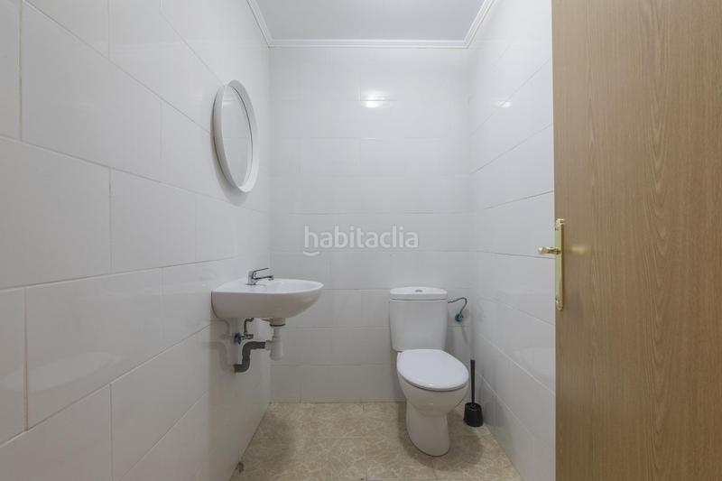 Foto 2ffc424f-65cb-446f-9048-50efb027a507. Location local commercial dans Plaza Crevillente - Antiguos Juzgados - El Asilo Elche / Elx