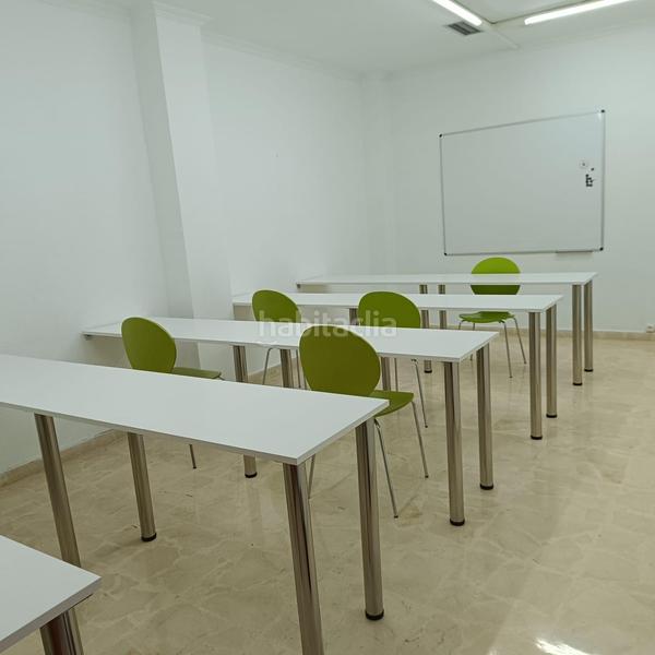 Foto 370703f8-cf9b-4c5e-8d96-41670f96d6b4. Location local commercial dans Plaza Crevillente - Antiguos Juzgados - El Asilo Elche / Elx