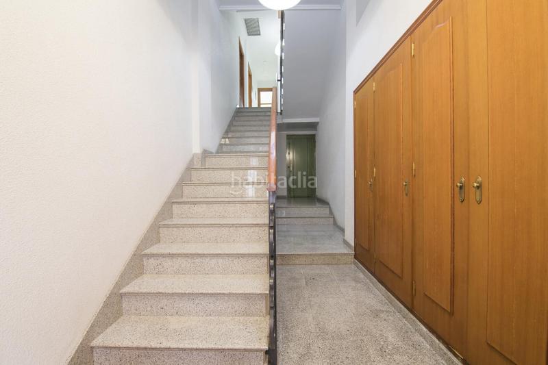 Foto 98155890-cf2c-42a2-a708-3fb60403d051. Location local commercial dans Plaza Crevillente - Antiguos Juzgados - El Asilo Elche / Elx