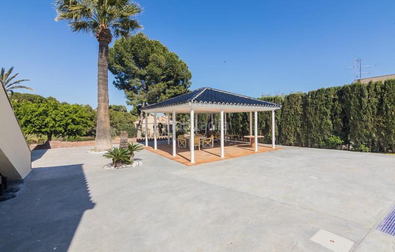 Foto d2700f70-7e66-4185-aecb-32e9b9be4205. Xalet amb aparcament piscina a Jubalcoi Elche / Elx