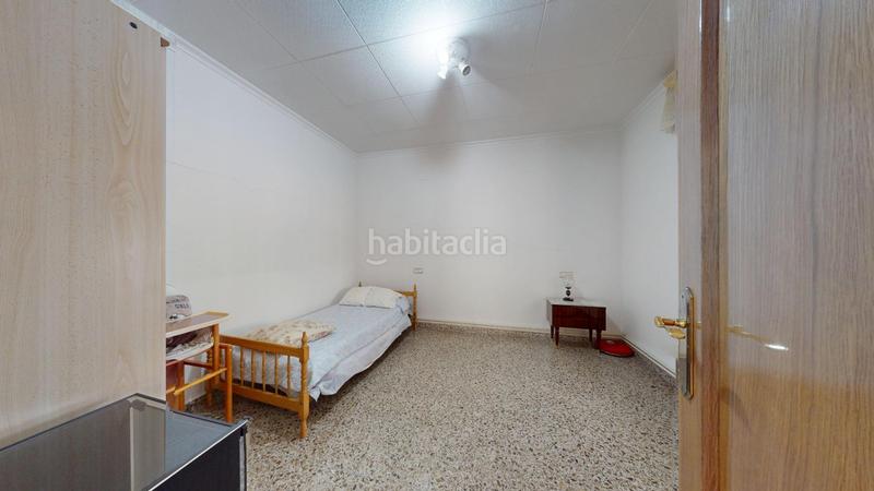 Foto 2ea82c46-c5f9-40bc-be2e-b2fc9ad919d8. Chalet  con gran potencial en Las Bayas, elche ideal para transformar en un oasis ibicenco !! en Elche / Elx