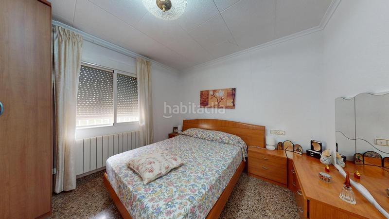 Foto 372956af-8f70-414a-9a16-c248f68e1a5b. Chalet  con gran potencial en Las Bayas, elche ideal para transformar en un oasis ibicenco !! en Elche / Elx
