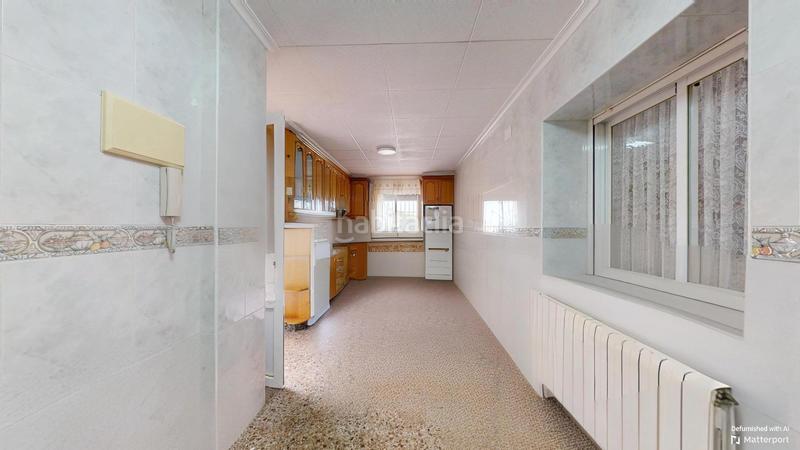 Foto 5718119e-27e5-484d-87b6-218d5284ad8f. Chalet  con gran potencial en Las Bayas, elche ideal para transformar en un oasis ibicenco !! en Elche / Elx