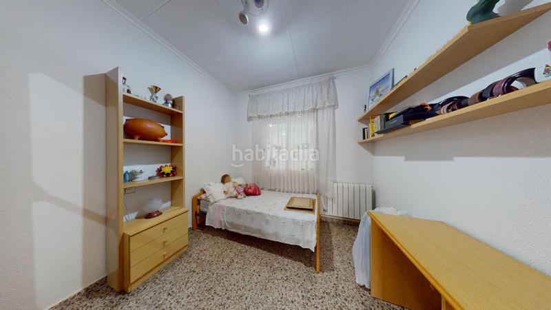 Foto 9c7cf537-920f-4188-8aa1-fdda3c0c5e96. Chalet  con gran potencial en Las Bayas, elche ideal para transformar en un oasis ibicenco !! en Elche / Elx