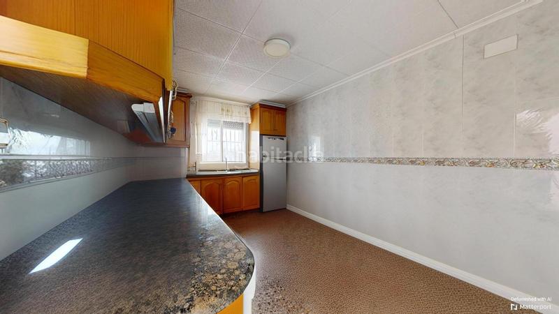 Foto c7c28f81-7328-4e71-8993-fe5104817e95. Chalet  con gran potencial en Las Bayas, elche ideal para transformar en un oasis ibicenco !! en Elche / Elx