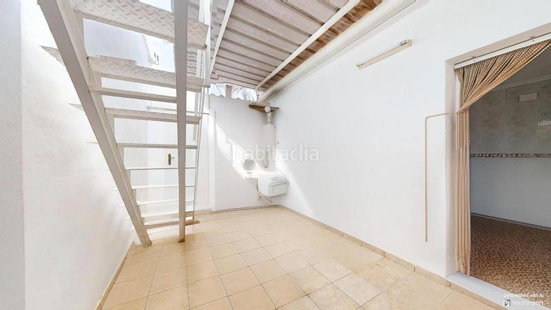 Foto d61cd5b9-8305-47fc-8c14-db411d85d969. Chalet  con gran potencial en Las Bayas, elche ideal para transformar en un oasis ibicenco !! en Elche / Elx