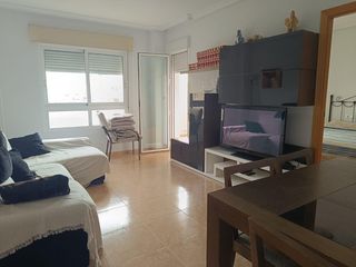 Affitto Piccolo appartamento in Calas Santiago Bernabeu. Apartamento  en alquiler de septiembre a junio ambos inclusive