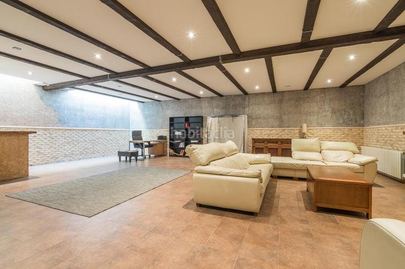 Foto 0f1c9781-9869-4115-aa65-1e424d5b8f70. Chalet  independiente en zona residencial prestigiosa huerto travalon proximo al estadio martinez valero elche en Elche / Elx