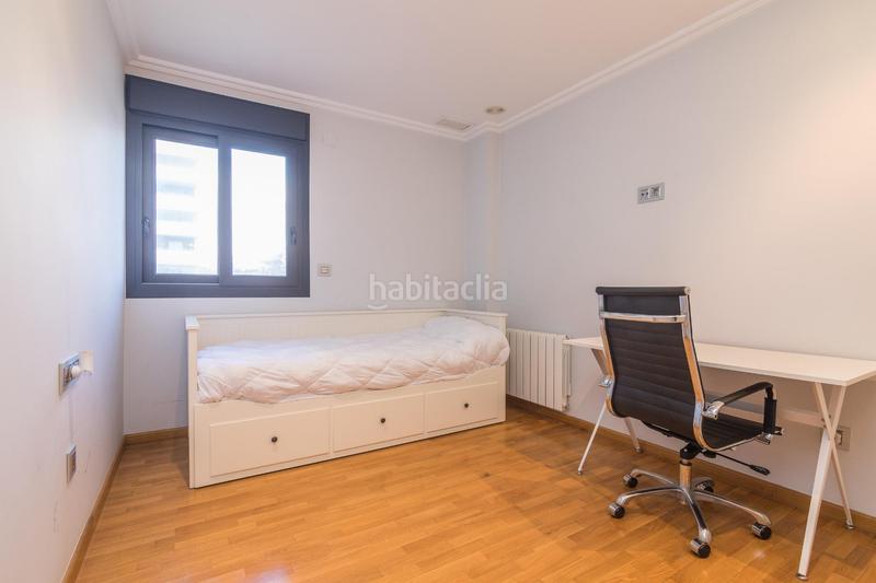 Foto 4f14e3bf-273b-4da5-9a70-1df153d572df. Chalet  independiente en zona residencial prestigiosa huerto travalon proximo al estadio martinez valero elche en Elche / Elx