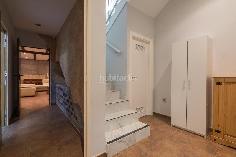 Foto 69d22c3f-1b3b-4757-95b7-21b2ccbe93d5. Chalet  independiente en zona residencial prestigiosa huerto travalon proximo al estadio martinez valero elche en Elche / Elx