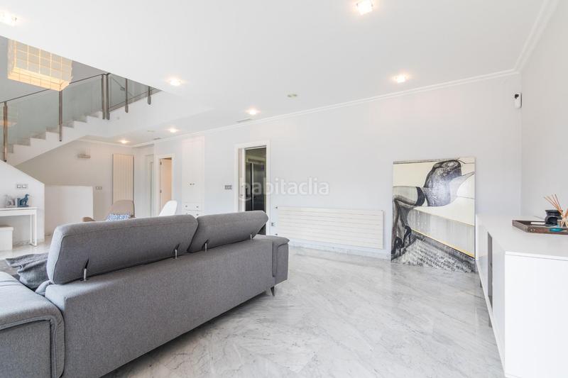 Foto bb1f9cce-2704-4ae8-93e1-ec653b1091ca. Chalet  independiente en zona residencial prestigiosa huerto travalon proximo al estadio martinez valero elche en Elche / Elx