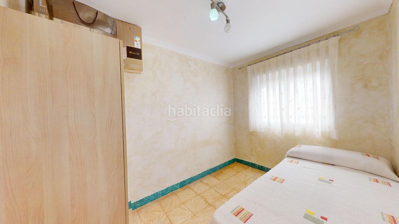 Foto 19861cd5-f395-48cd-8805-082d5e2b6715. Xalet amb aparcament a Playa Tamarit-Playa Lissa Santa Pola