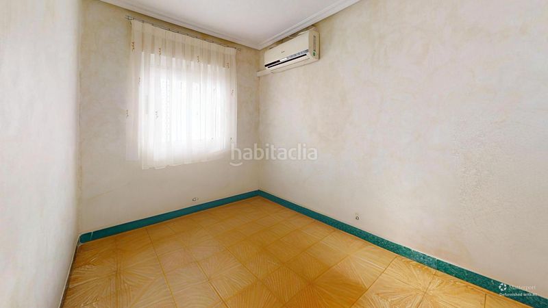 Foto 1aaad0a0-93cc-4ef1-9596-739494aa074f. Xalet amb aparcament a Playa Tamarit-Playa Lissa Santa Pola