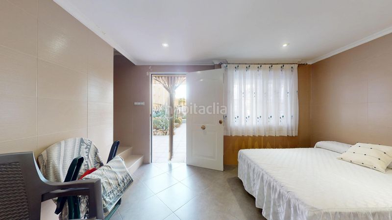 Foto 27e4b42b-6b4a-48cd-b187-34668c6ddffa. Xalet amb aparcament a Playa Tamarit-Playa Lissa Santa Pola