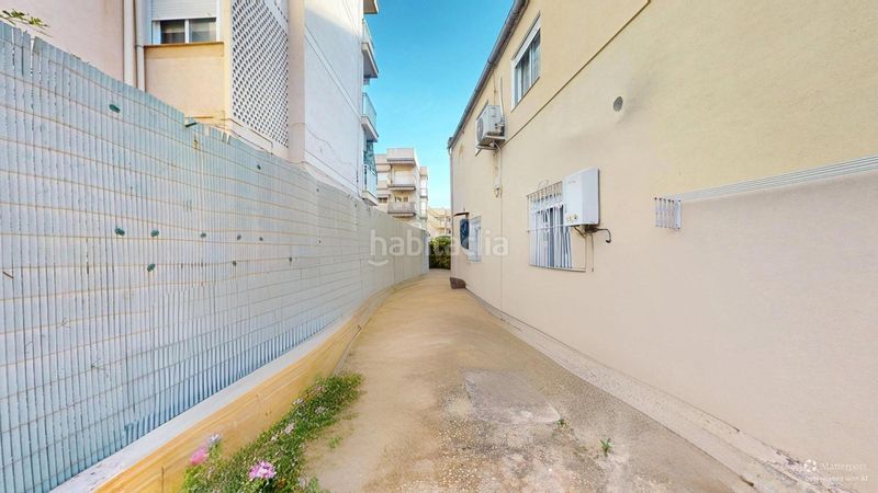 Foto 4e8c7e0e-2576-4324-8dc6-6823292b70f4. Xalet amb aparcament a Playa Tamarit-Playa Lissa Santa Pola