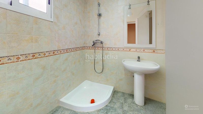 Foto 7ad5fc75-7ddc-4c13-80d9-fe3134ade7f8. Xalet amb aparcament a Playa Tamarit-Playa Lissa Santa Pola