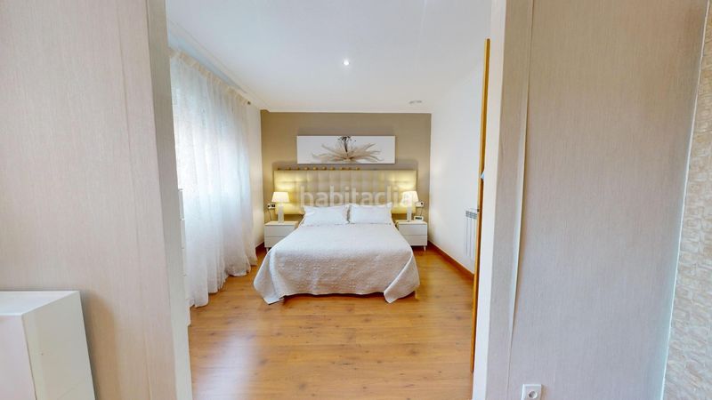 Foto f7dd70df-45a5-43a7-b0fd-554c05c10c26. Casa adossada amb aparcament piscina a Perleta - Maitino Elche / Elx