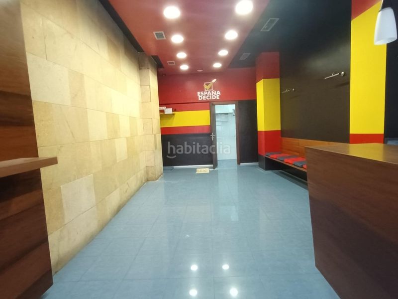 Foto cfd973bb-14f9-439c-833f-f20b3b30c83e. Lloguer local comercial a Centro Elche / Elx
