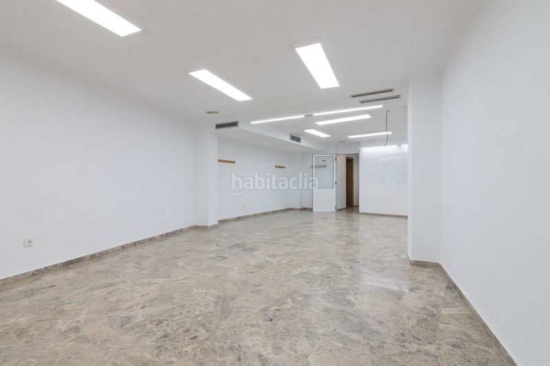 Foto c80a436a-bb5a-4c2f-81f7-e83a23e671c1. Planta baixa a Centro Elche / Elx