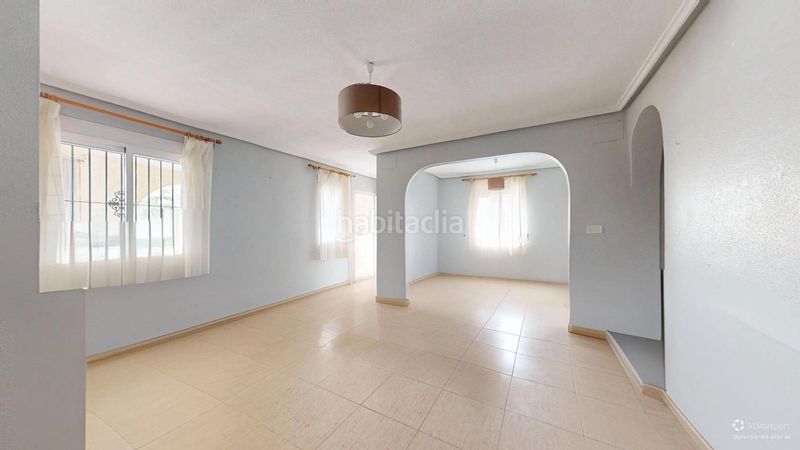 Foto 0c933e18-da89-4c18-8de1-f5b50e23590a. Casa aparellada a Monforte del Cid