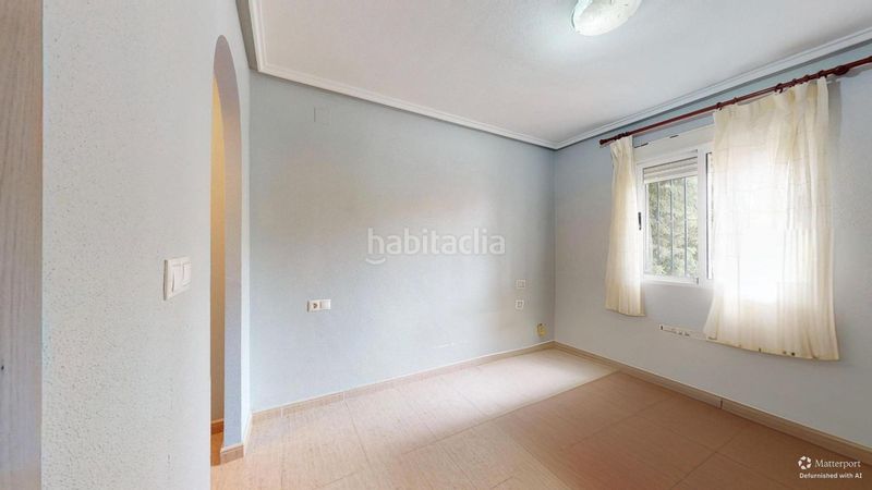 Foto 5ccc4570-78e7-422a-8415-df1e9f233e2f. Casa aparellada a Monforte del Cid