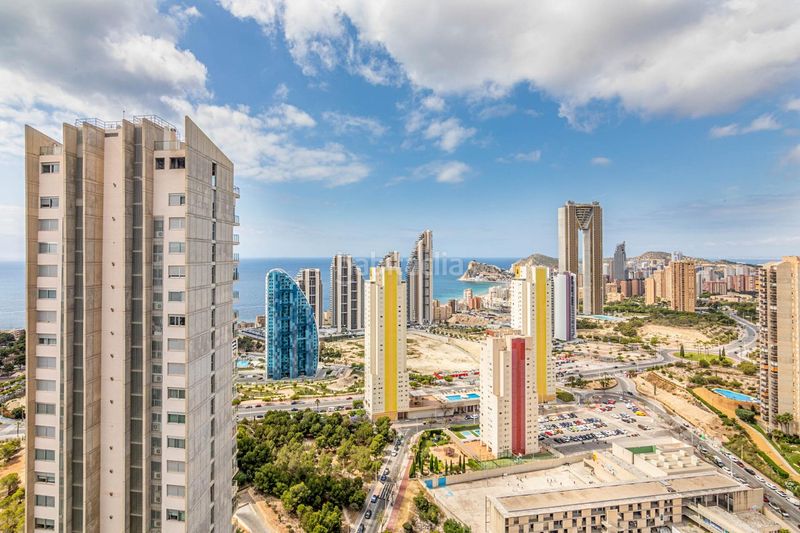 Foto d25ae30d-e83f-431e-b772-e4d68ff14278. Àtic amb aparcament piscina a Via Parque Benidorm