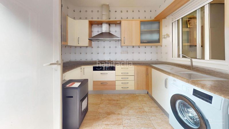 Foto d87bd6db-eb6b-4b68-9b14-c57cc76161c3. Casa adossada a calas Santa Pola este Santa Pola