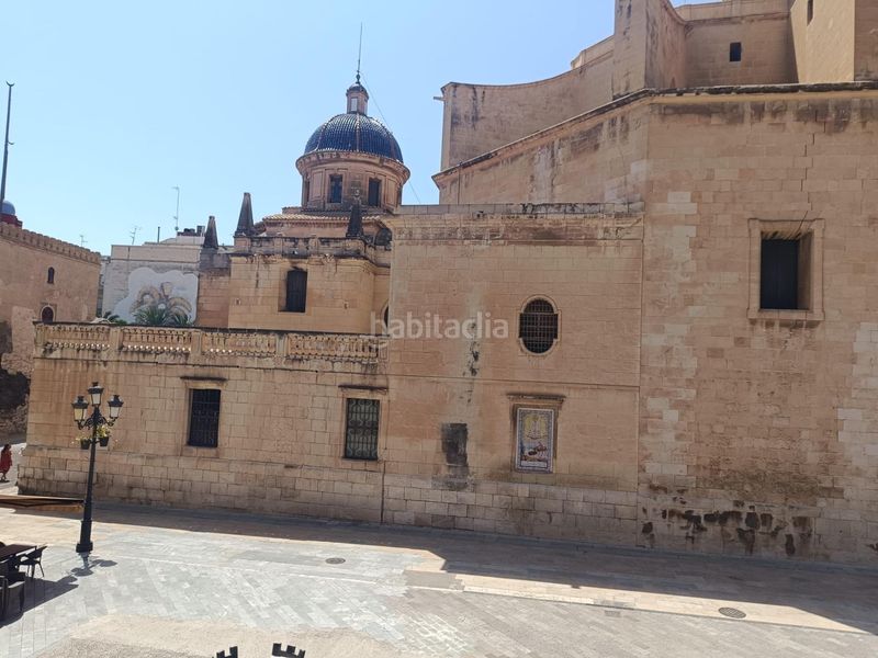 Foto 175ca92c-a043-4336-ac79-5fdd9fb2bad9. Rent flat in Centro Elche / Elx
