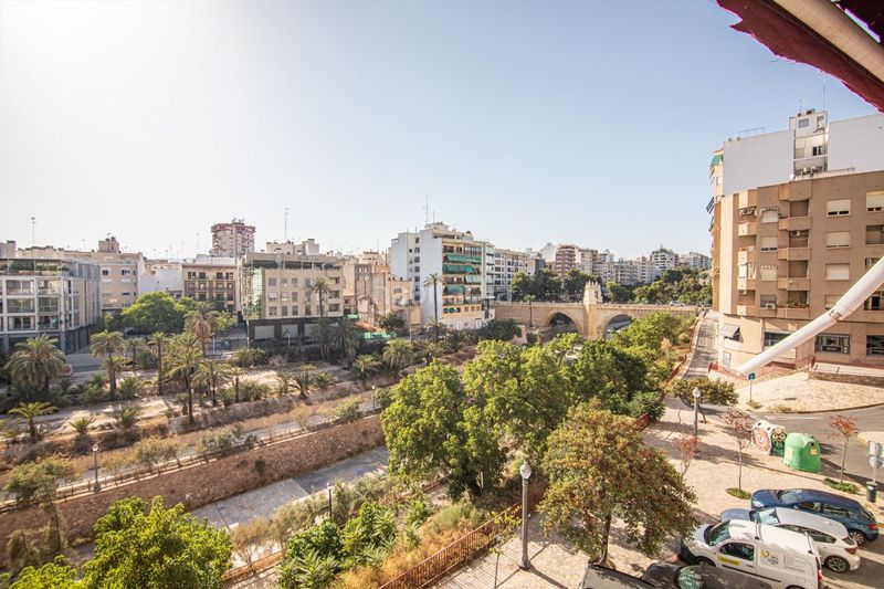 Foto cb6119c7-6e93-432e-a6da-d5c88a9ec46c. Dúplex amb calefacció aparcament a El Raval - Portes Encarnades Elche / Elx