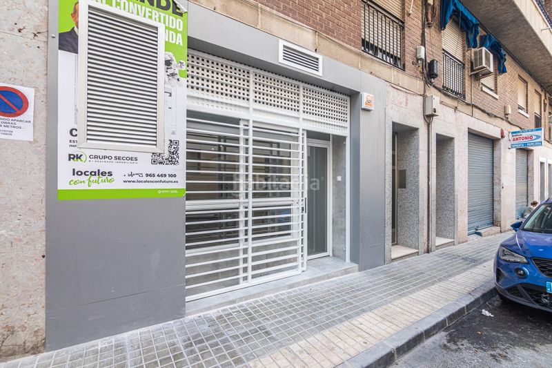 Foto b90b9ece-57ba-4c83-84f3-4e0c7d5bc242. Planta baixa a Reina Victoria - Miguel Hernández Elche / Elx