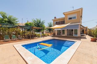 Casa a Pedanías Este. Chalet en santa elena