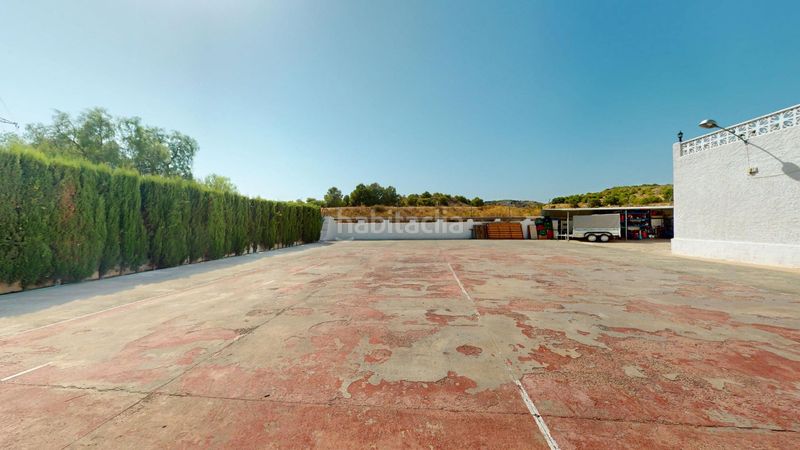 Foto 5ff92845-1c36-433c-86d7-4c408445b6f1. Xalet amb aparcament piscina a Jubalcoi Elche / Elx