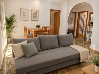 Rent Flat in Camí dels Magros - Casablanca. Alquiler dos habitaciones, zona casablanca