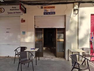 Local Comercial  Avenida de la constitución. Local en calle idioma esperanto
