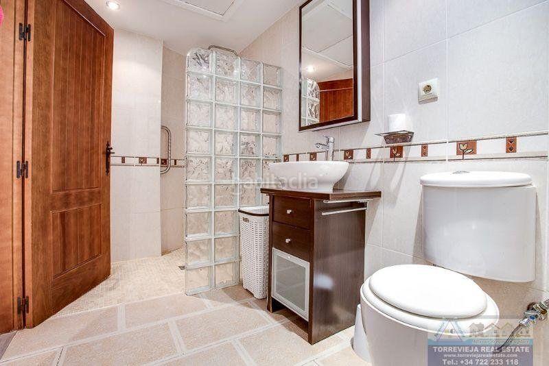 Foto 195c9e77-7e27-4a48-84b2-7a4832e6d99b. Apartamento /apartamento en Punta Prima Torrevieja