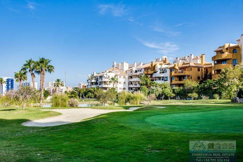 Foto fa72fefc-d088-4644-96ab-5b0ab93e3a74. Apartamento /apartamento en Punta Prima Torrevieja