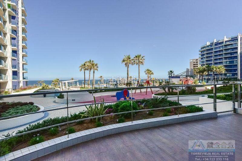 Foto 7b4170ae-cdda-48af-a289-75e3af37849b. Appartement avec parking piscine dans Punta Prima Torrevieja
