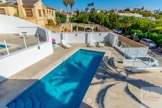 Chalet en Playa Flamenca. Orihuela costavilla