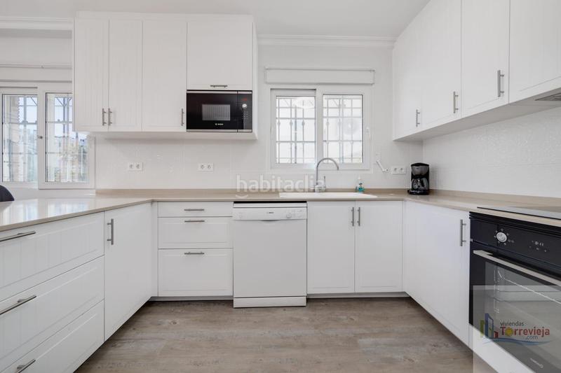 Foto 1733a2a7-f93c-4ab4-9c4a-93f92f667e22. Chalet orihuela costachalet en El Molino Torrevieja