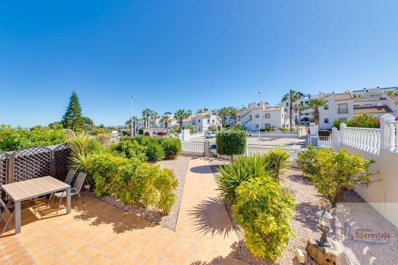 Foto b5e953ae-2815-4d54-8878-6ae2aa53eb78. Chalet orihuela costachalet en El Molino Torrevieja